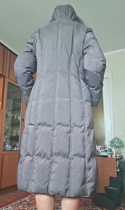 Пуховик сiрий р. XL