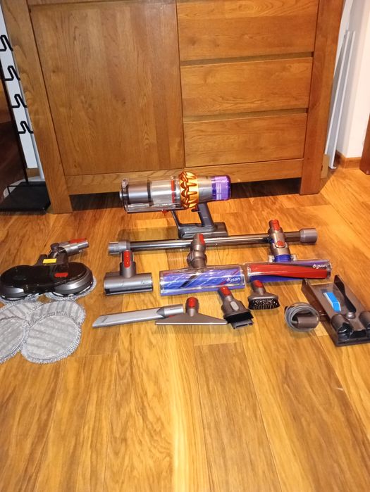 Odkurzacz dyson v15 submarine