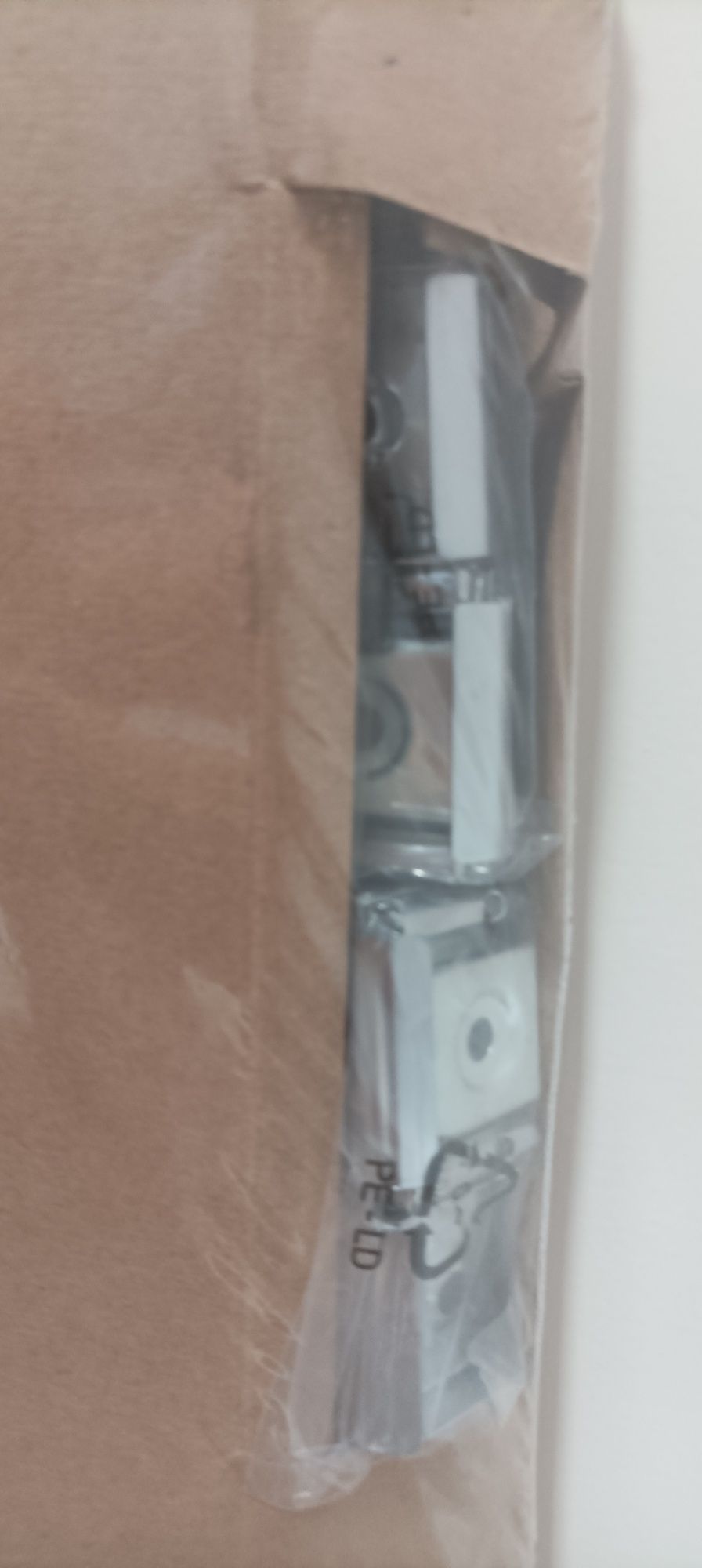 2 espelhos IKEA Krabb