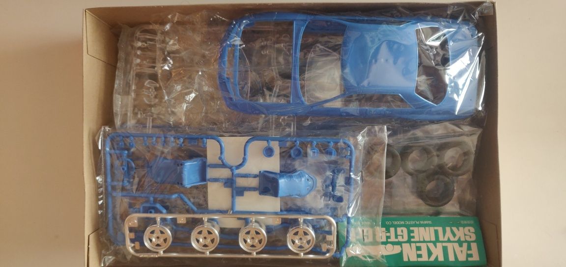 Tamiya Falken skyline GTR GR. N R32 1/24