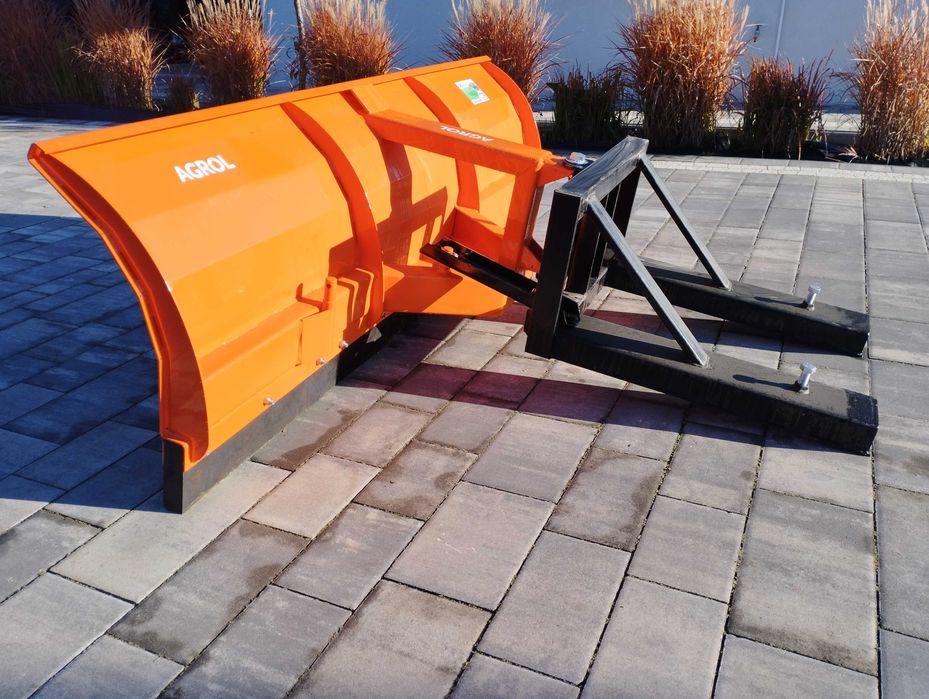 Pług śnieżny do wózka widłowego mocna solidna konstrukcja dostawa raty