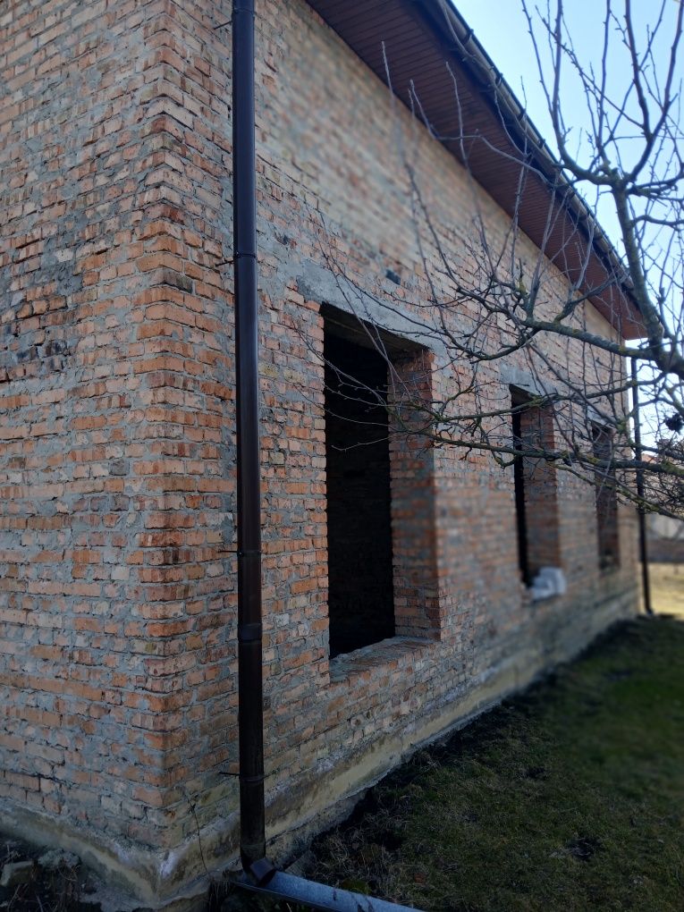 Продаж будинку (коробка), 30 сот. з/д., с.Забороль