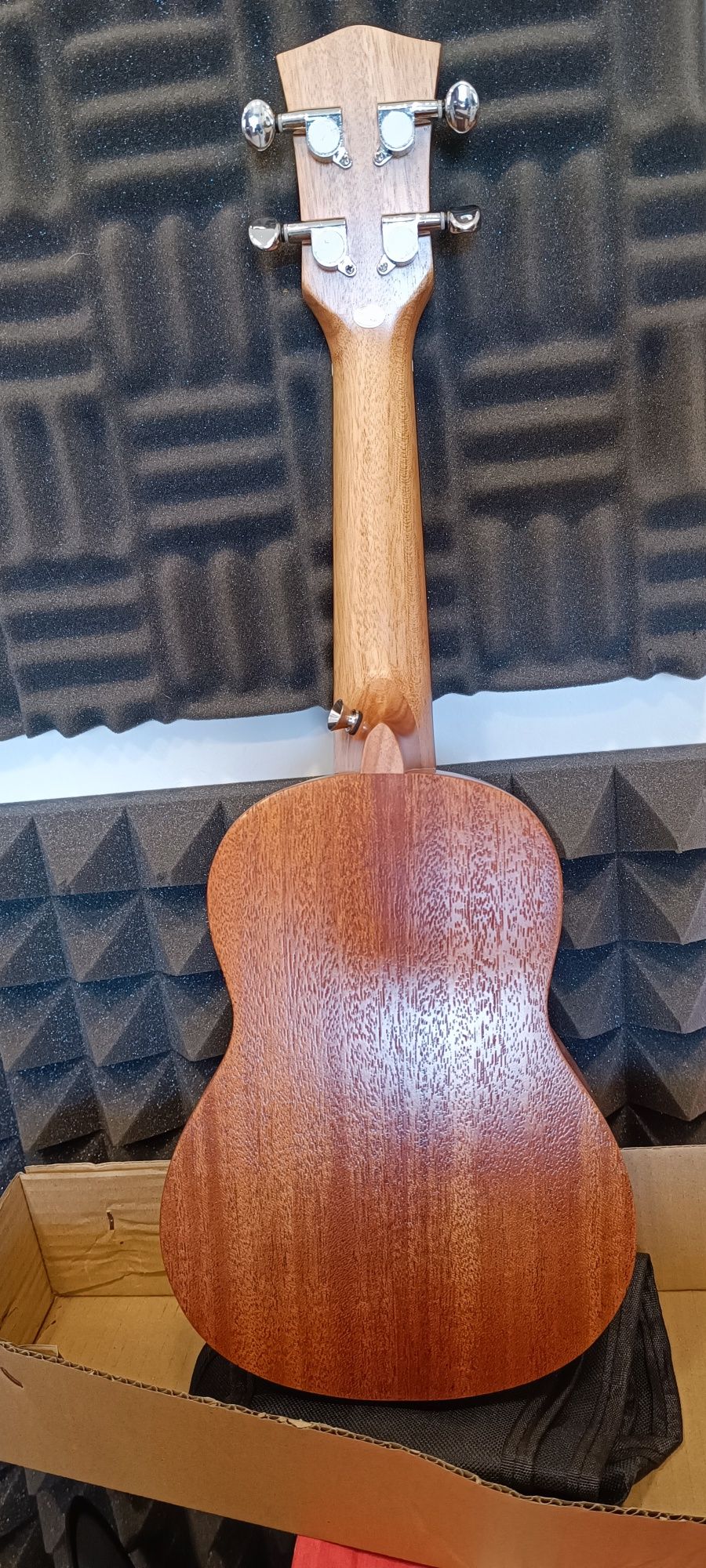 Ukulele "Maori" Soprano | Sapele | Pack| (Novo)