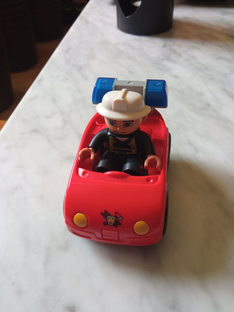 Lego Duplo auto straż pożarna