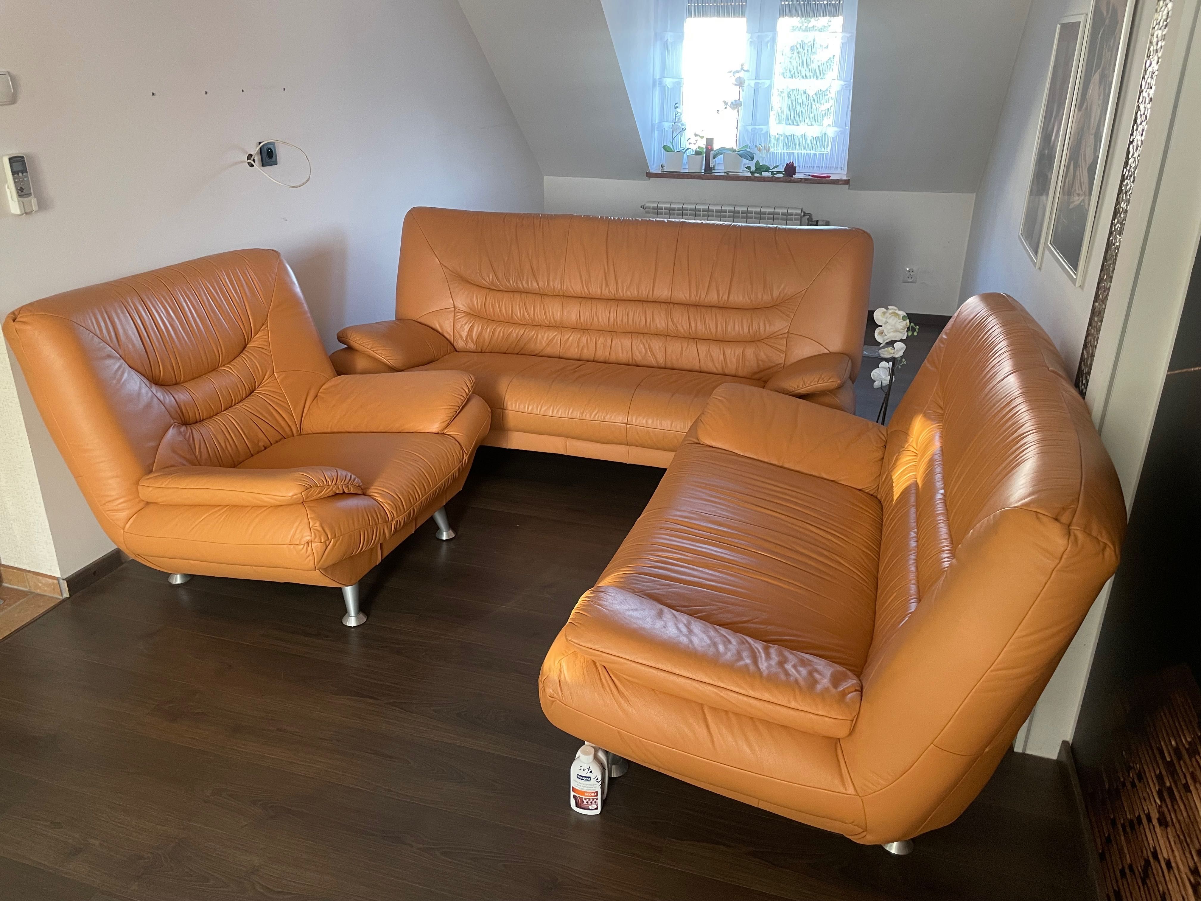 Sofa Pomarańczowa, fotel wersalka. Wypoczynek ze skóry do salonu.