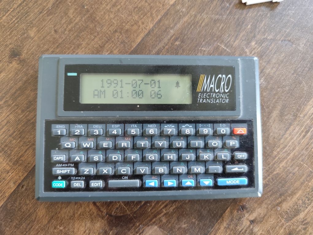 Електронний перекладач, electronic dictionary, electronic translator