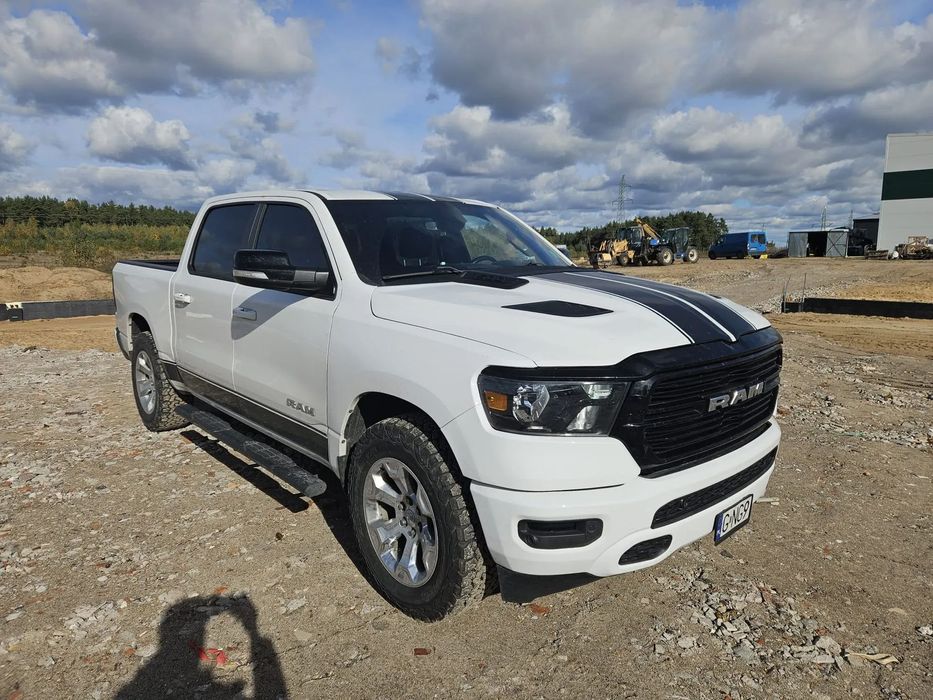 Dodge RAM 4x4 / 5,7 v8 Hemi /B+LPG / 1 właściciel