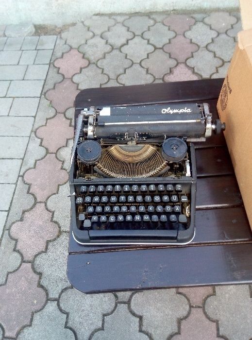 maszyna do pisania Olimpia