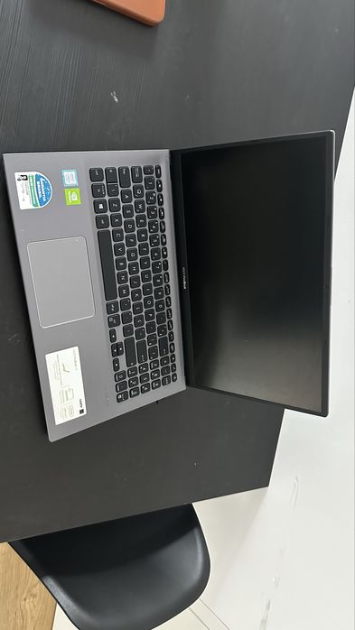 Asus vivobook 15
