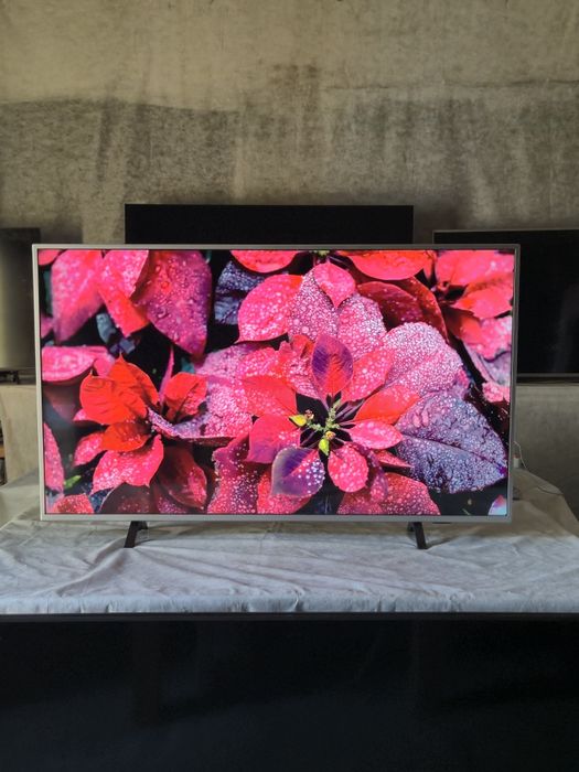 PHILIPS 58PUS8105/12 Ambilight | 4К UHD | HDR10 | Wi-Fi |