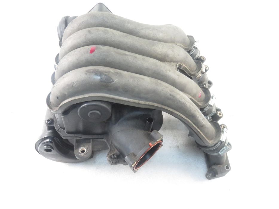 Kolektor Ssący Audi A4 B6 Avant (8e5) 2.0 Alt 06b133210aj