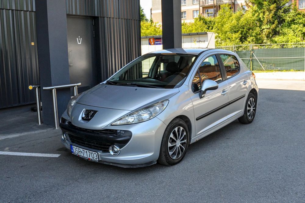 Peugeot 207 1,4 LPG Salon PL 168 tys.km