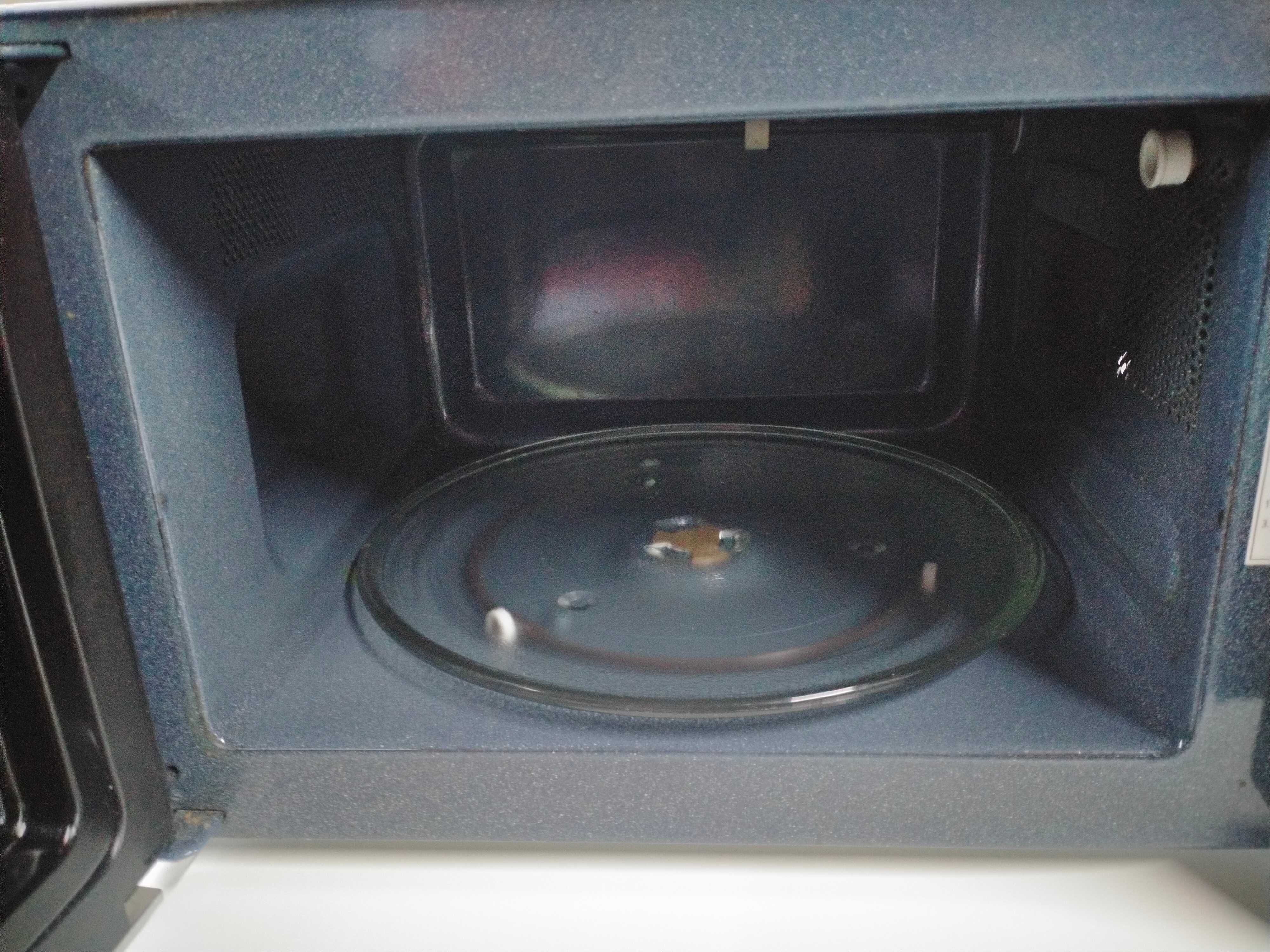 Kuchenka mikrofalowa z grillem Samsung GE87L