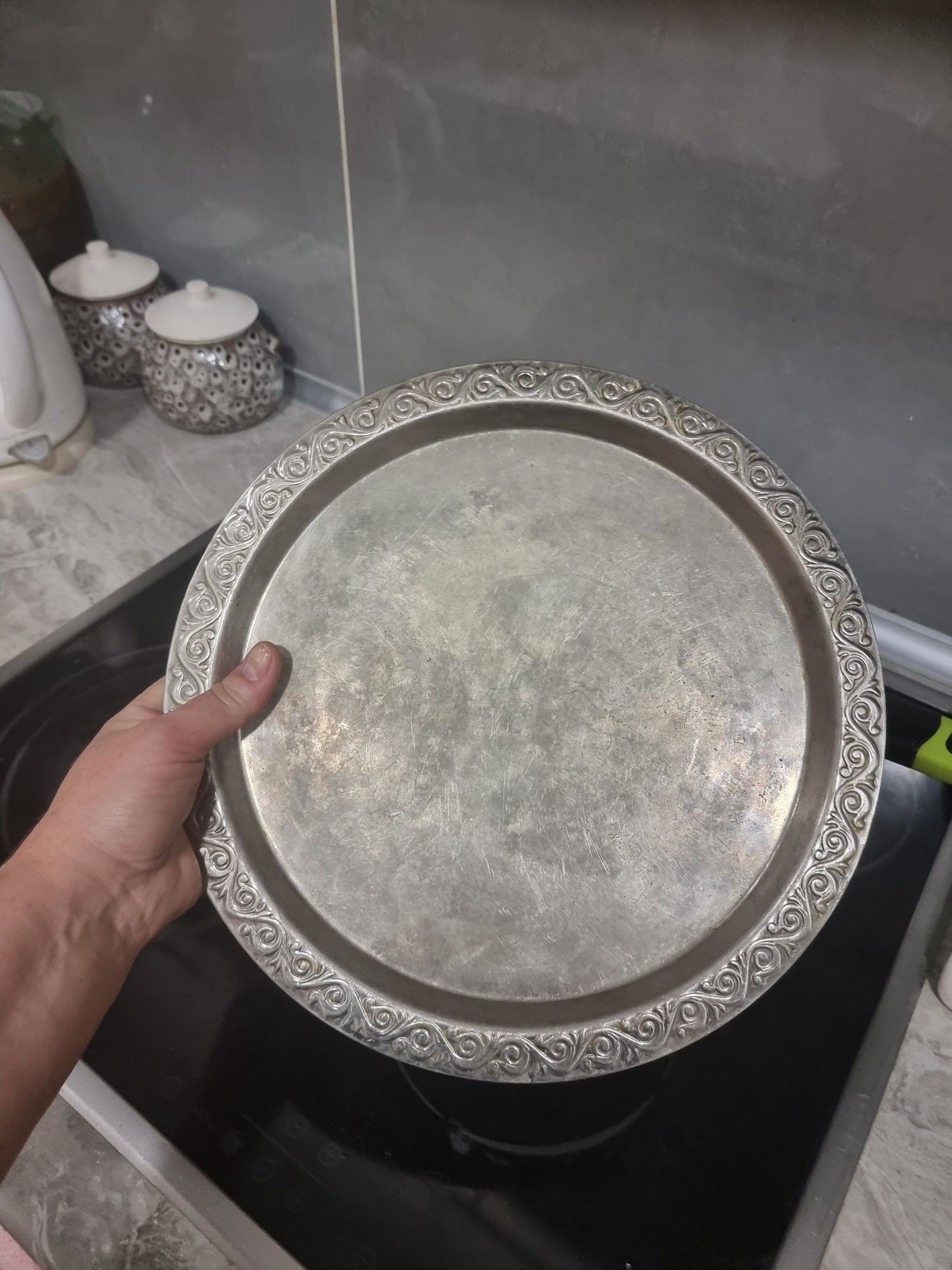 Чайник чугун,Чуни домашние тапочки,Подсвечники,Свечи,Торшер Ikea,Фондю
