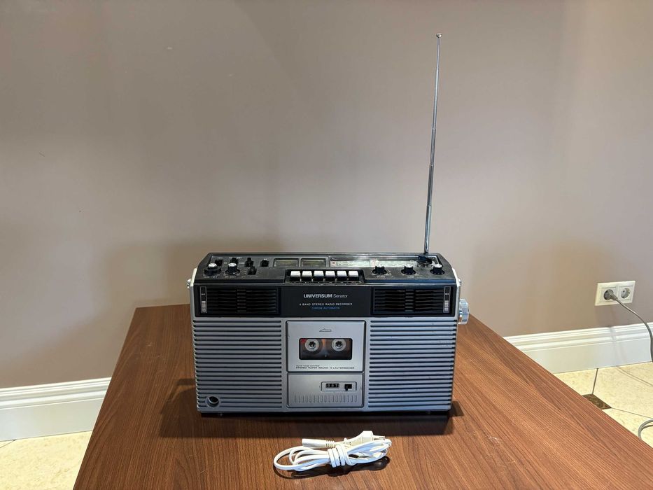 Магнитола Universum - Senator CTR-2266 (клон Crown CSC-630)