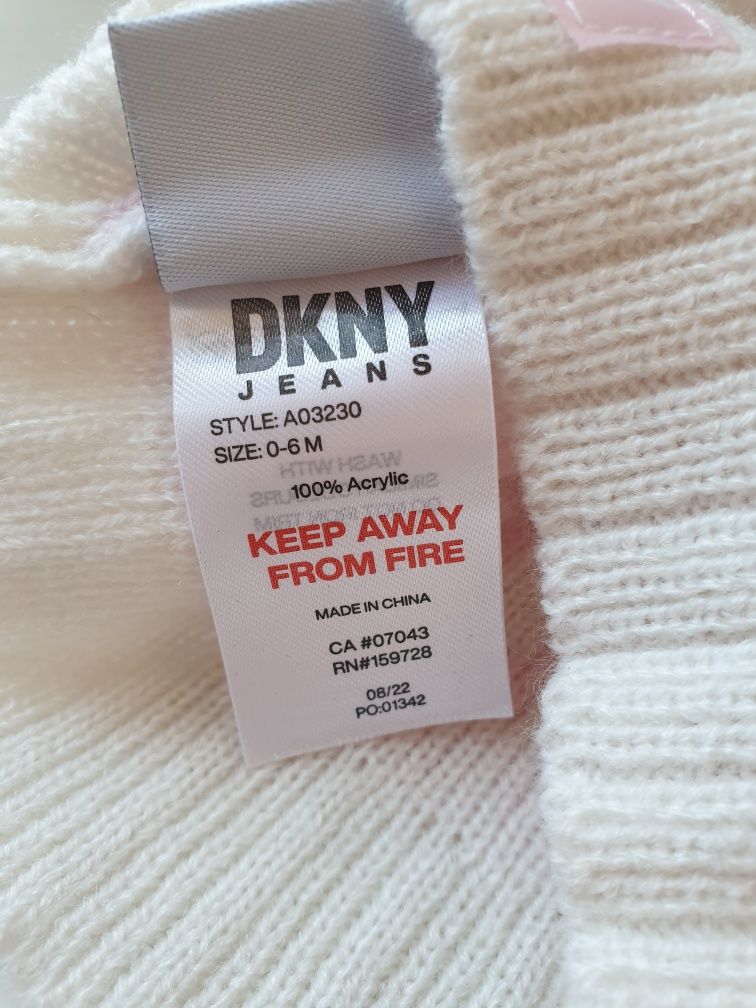 DKNY Oryginalny komplet przejściowy 0-6 m