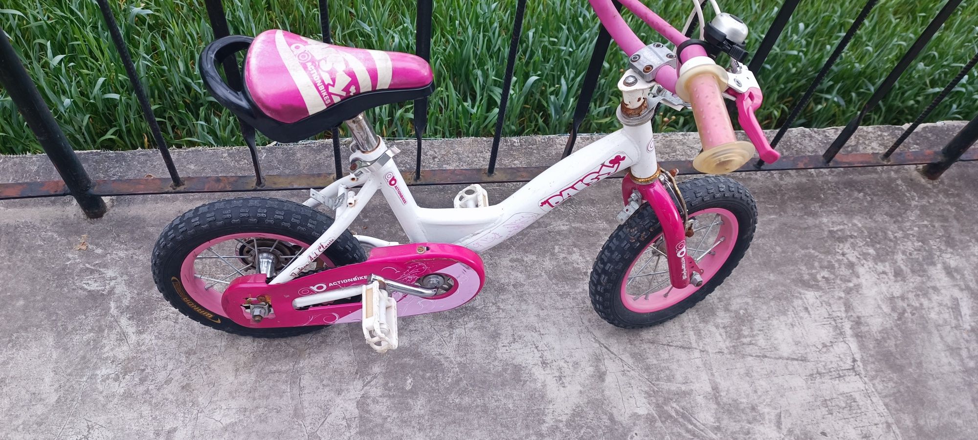 Rowerek różowy dla dziewczynki