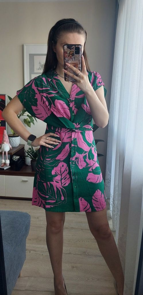 Nowa wiskozowa koszulowa sukienka Mango XS 34 kołnierzyk kwiaty