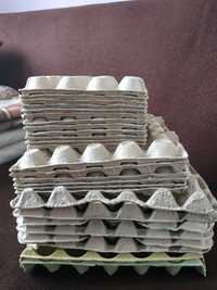Wytłaczanki po jajkach na 20 i 30 jajek używane łącznie 26 sztuk