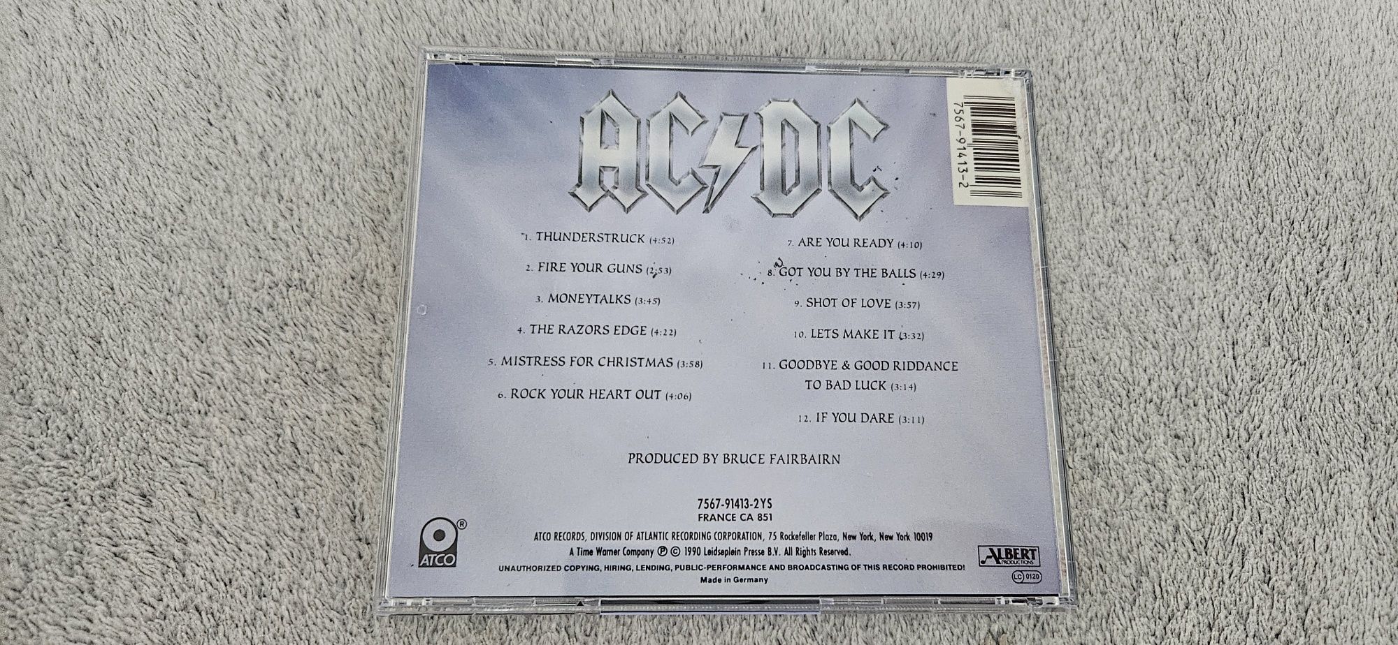 AC/DC - The Razor Edge.