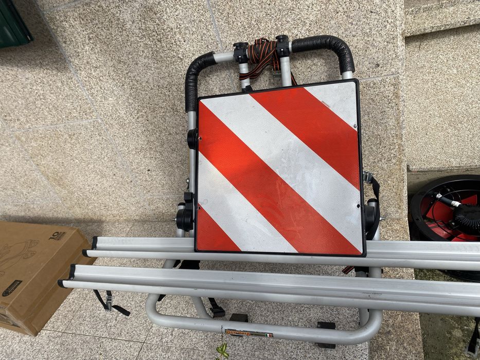 Suporte para 2 bicilcetas