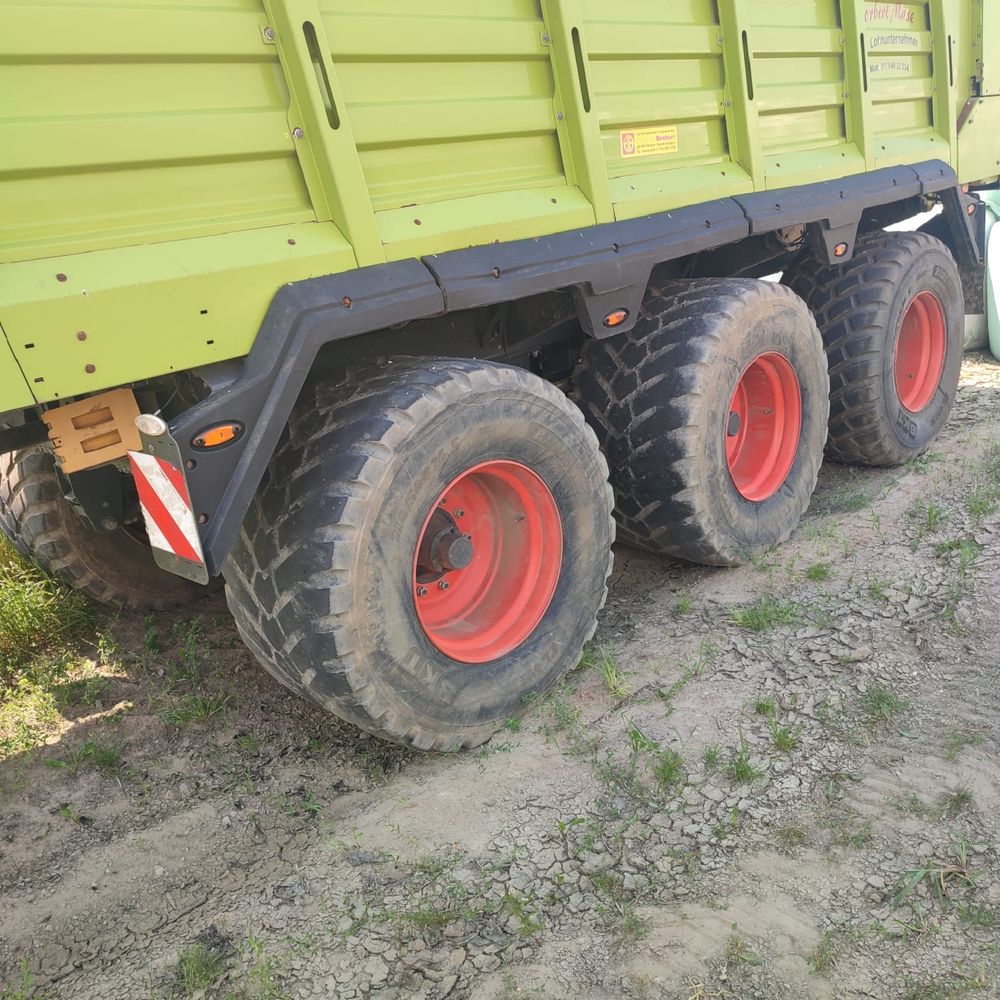 Przyczepa objetosciowa Przyczepa Claas Cargos 760 przycze