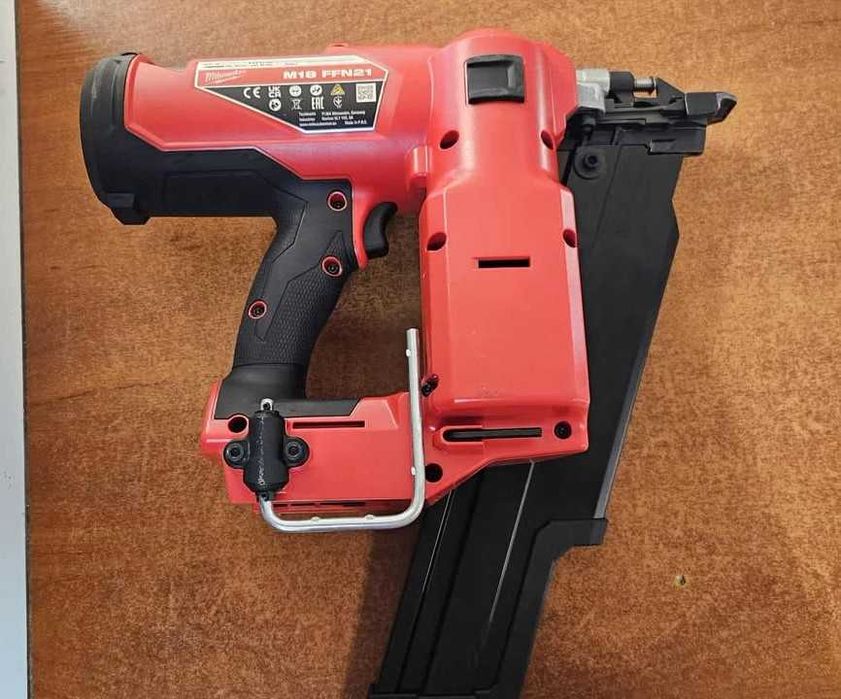 Gwoździarka 90mm M18 FFN21-0C Milwaukee