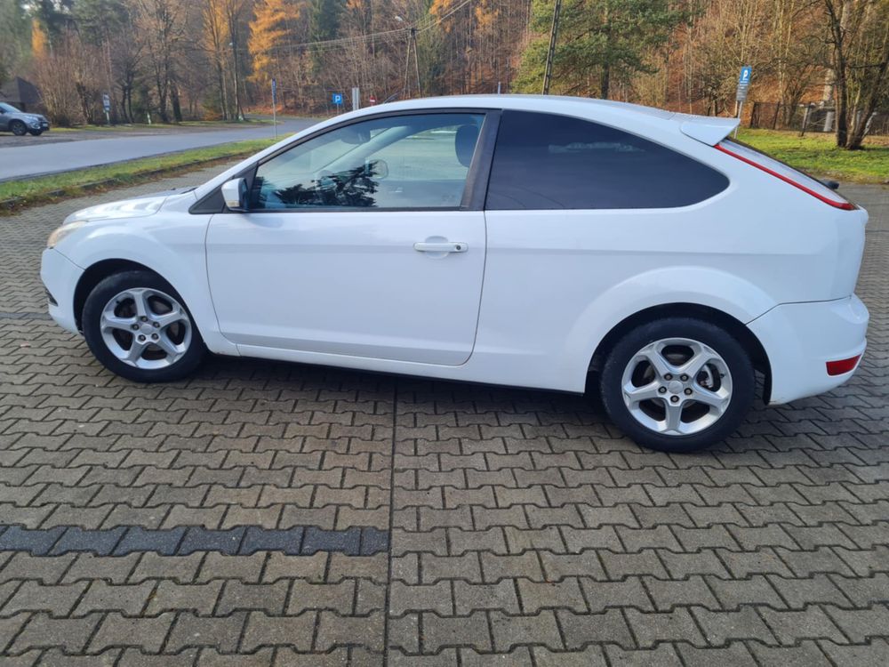 Ford Focus mk2 biały