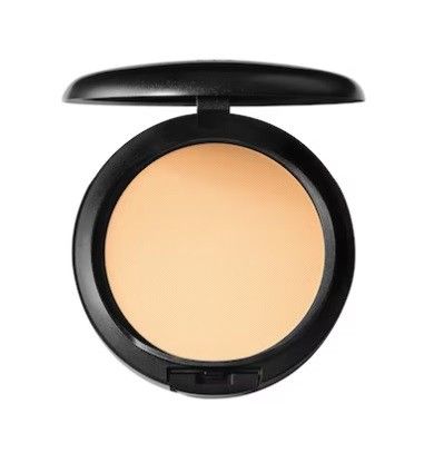 MAC Studio Fix Powder + Foundation 15g. C3