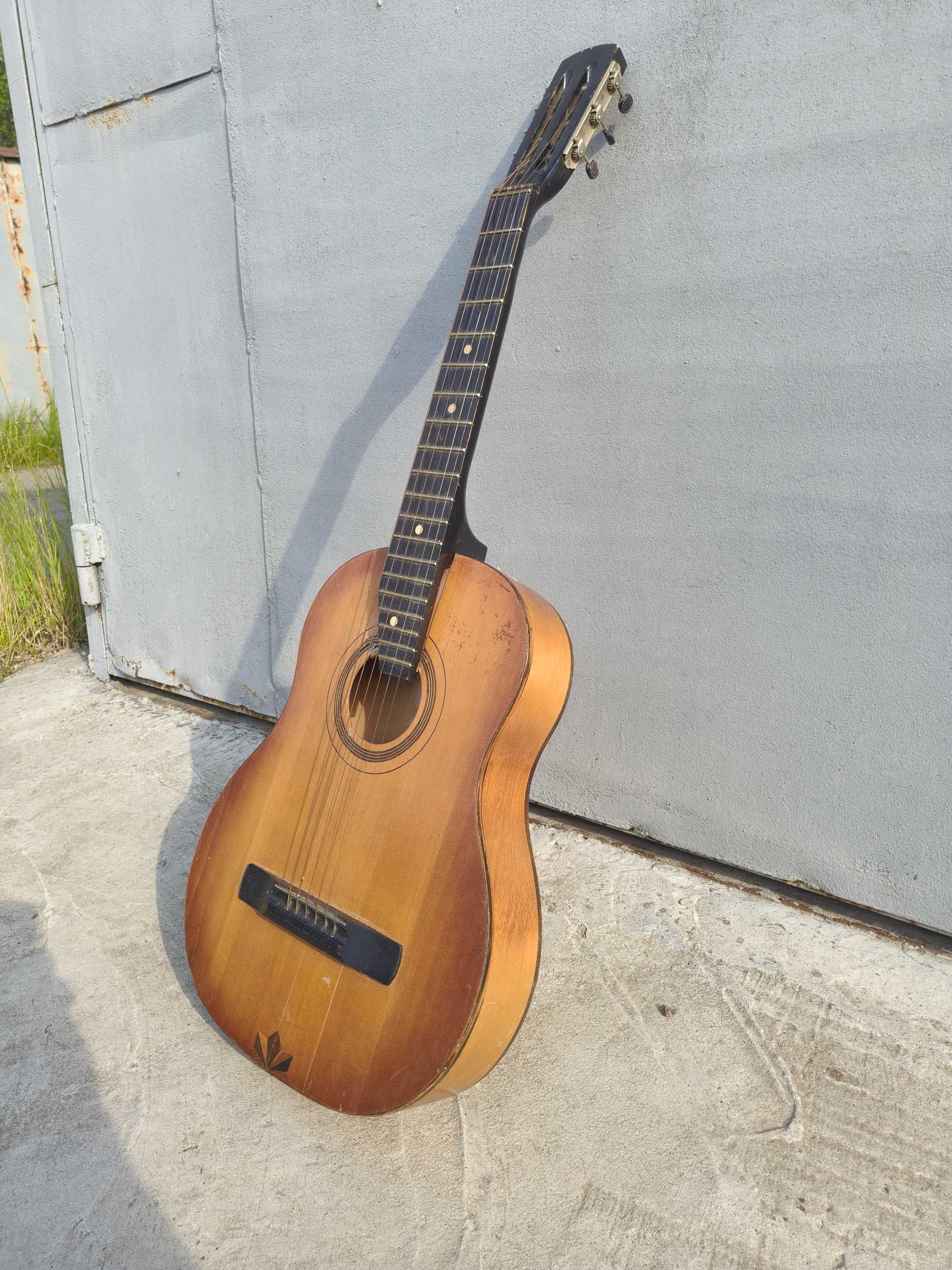 Гитара - 1200 грн