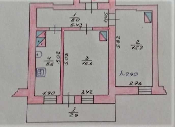 Продається 2-кімнатна квартира у центрі міста