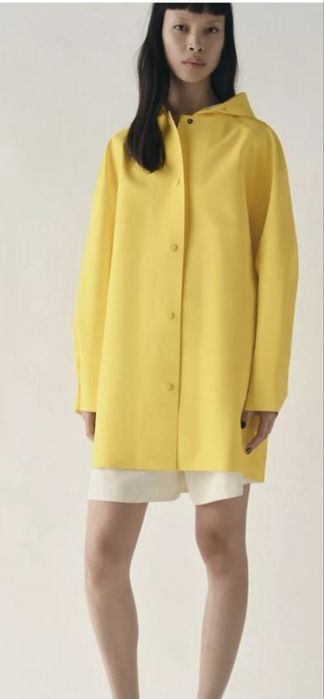 Продам брендовий дощовик ZARA ХС  , новий .