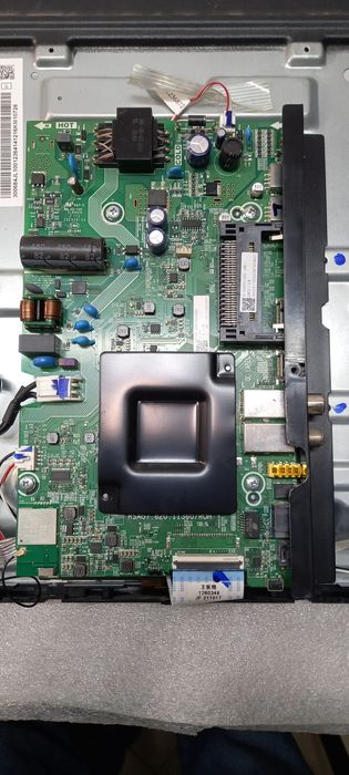 Материнська плата hisense