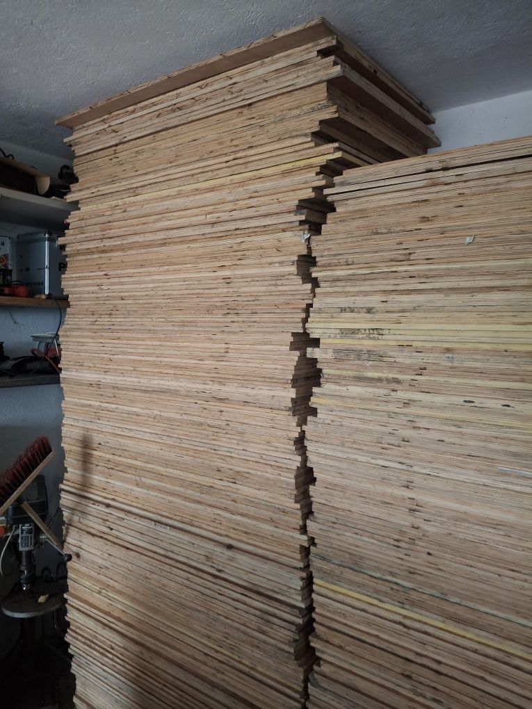 Sklejka drewnienia 120 x 80 gr. 15 mm