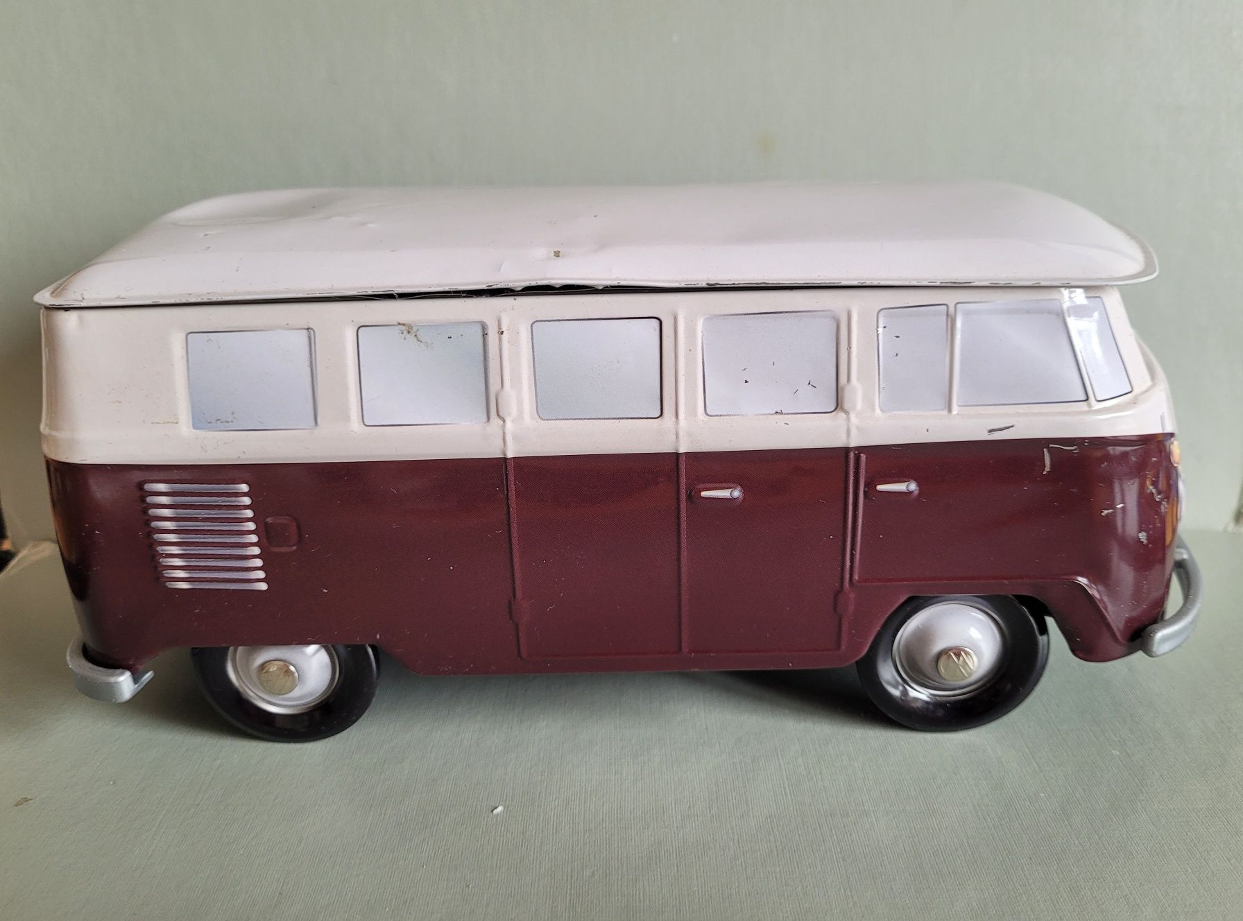 Blaszane pudełko autobus VW auto 23 cm