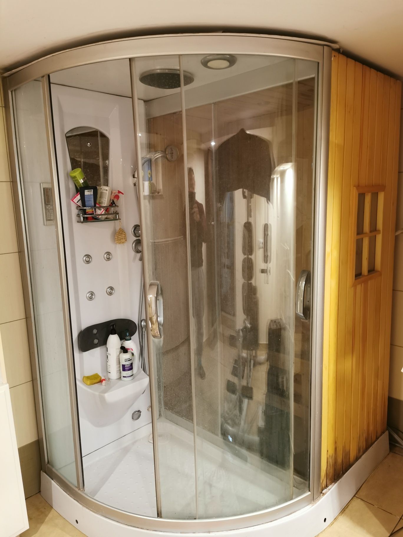 Kabina prysznicowa z sauną