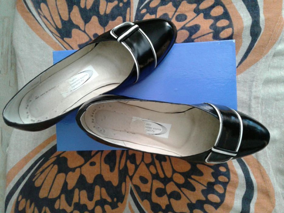 Кожаные женские туфли, размер 41,фабричные