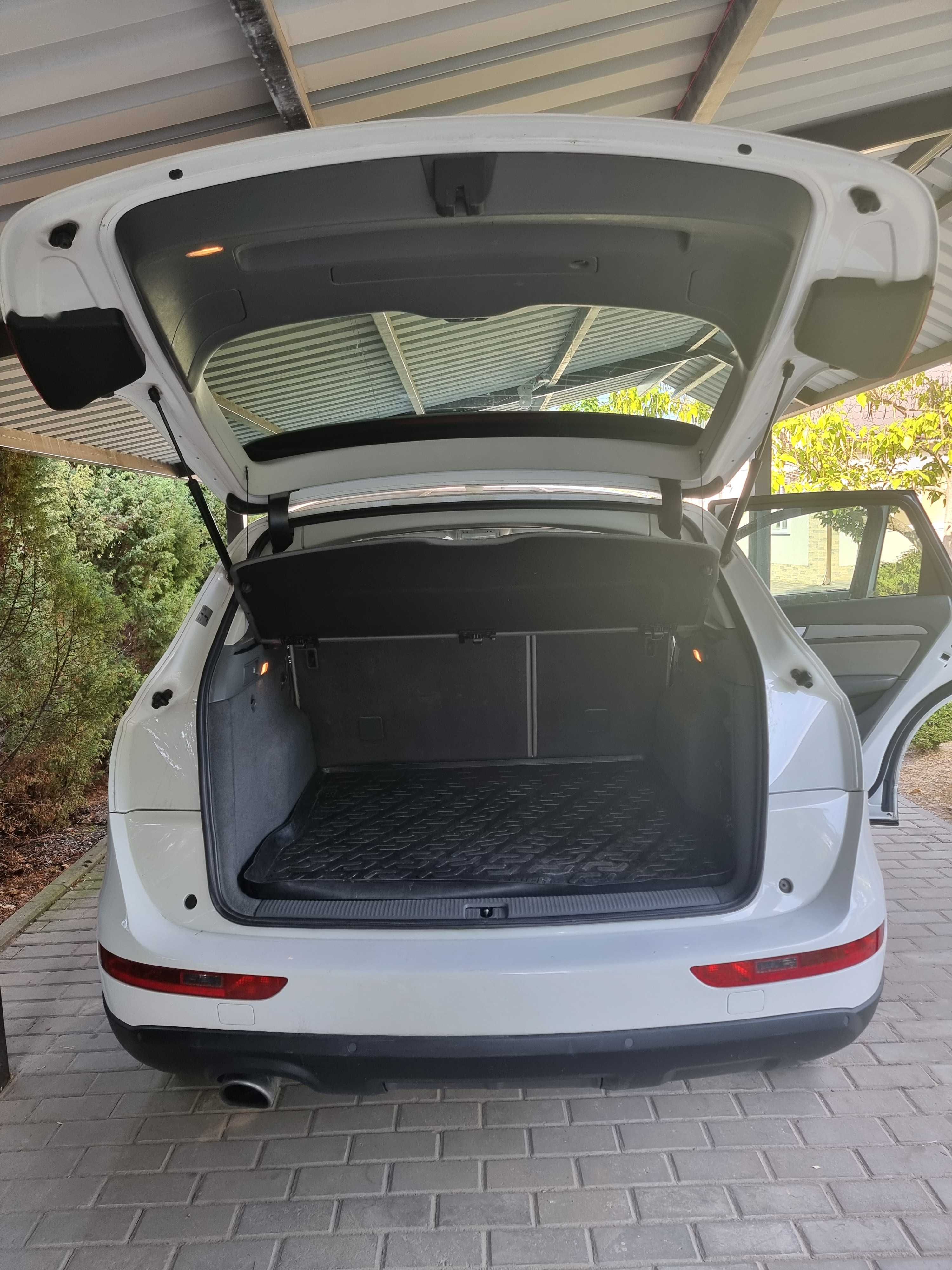 Audi Q5 2012  Typ 8R