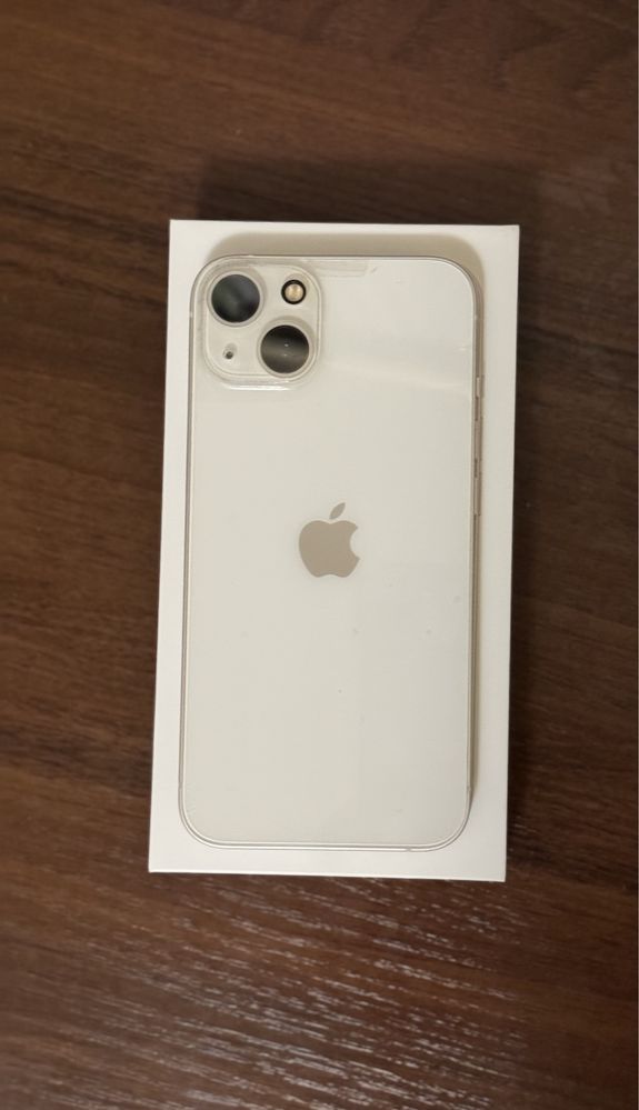 Apple iPhone 13 128 Gb (Starlight)