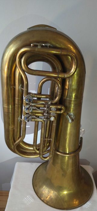 Tuba w stroju B Kijowska, 1984 rok.