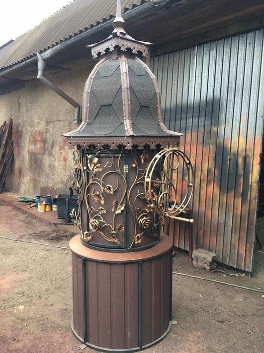 Кирниці з тумбами,кирнички,колодязь.