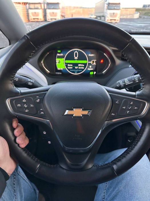 Chevrolet Bolt Ev 2016