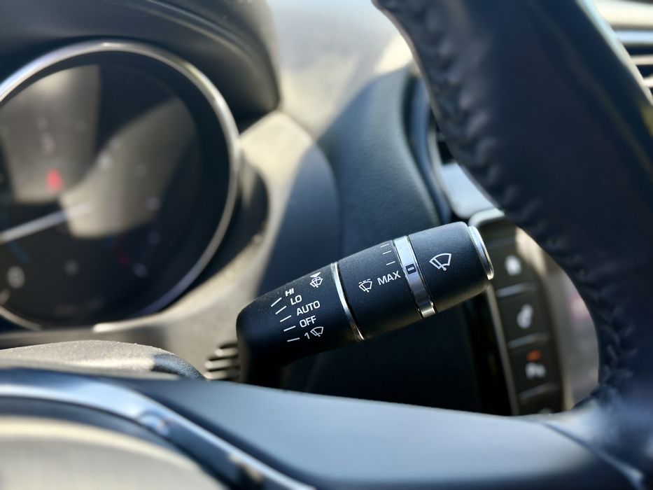 Jaguar XE R-Sport (Possibilidade de financiamento)