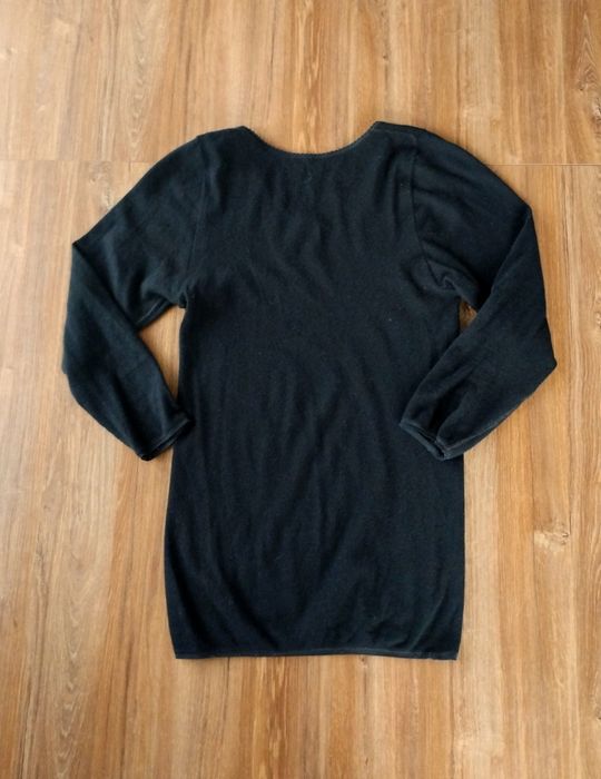 Bluzka damska czarna z bawełny i wełny angory M dopasowana w serek