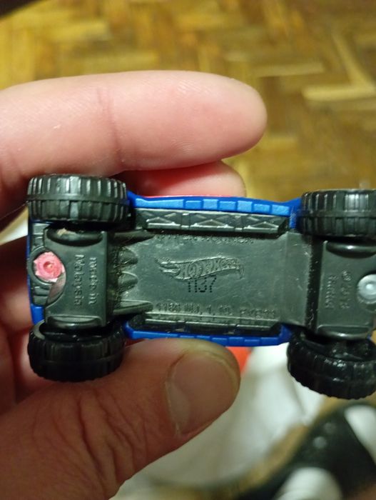 Hot Wheels машинкі ,все оригінал