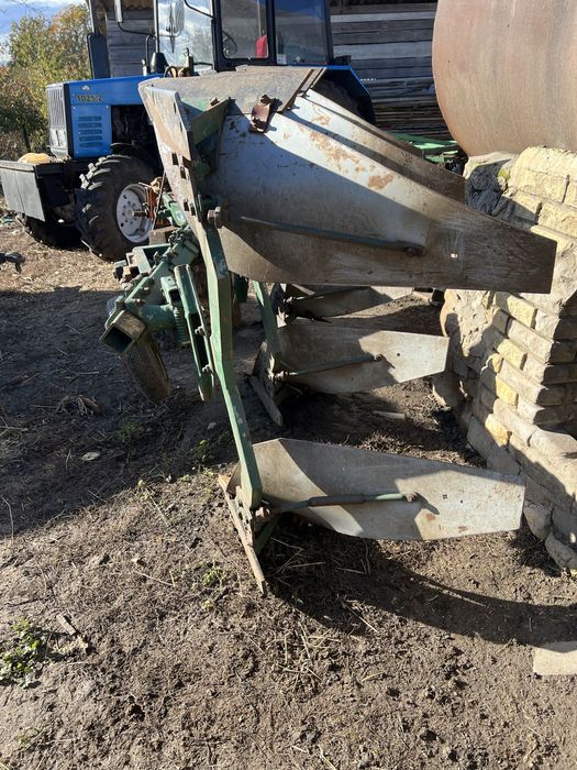 Плуг французький 3-корпусний Fenet