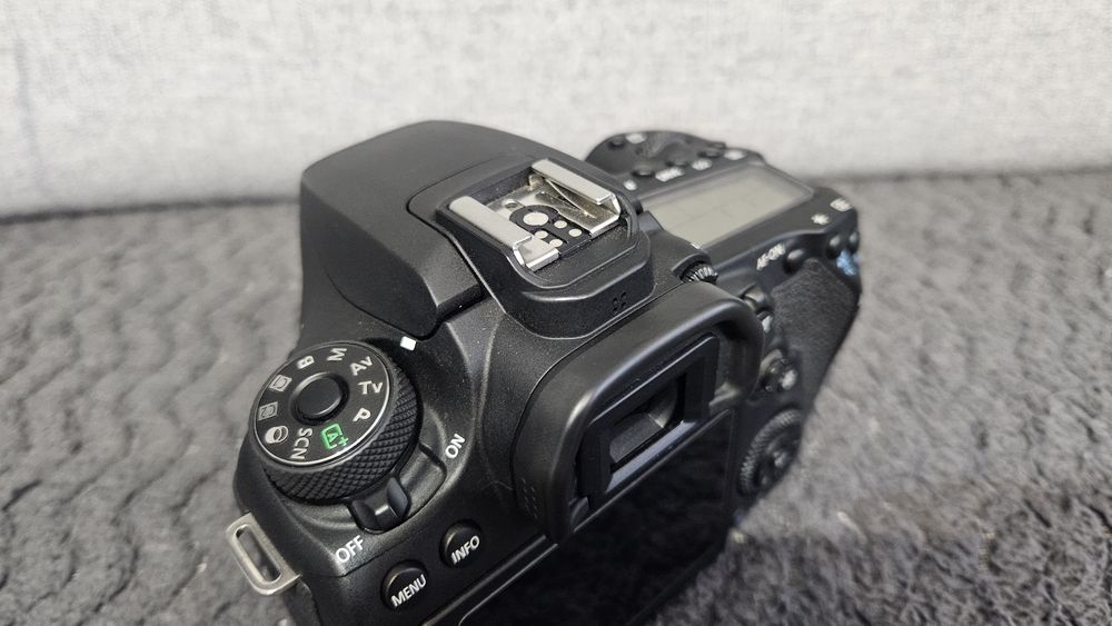 Canon EOS 90D — body, stan bardzo dobry, ok. 35 000 zdjęć