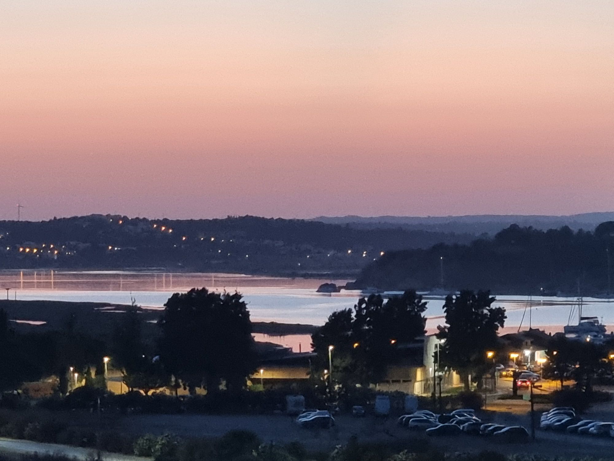 T0 na Torralta, em Alvor, a 50m da magnífica praia da Torralta/ Praia