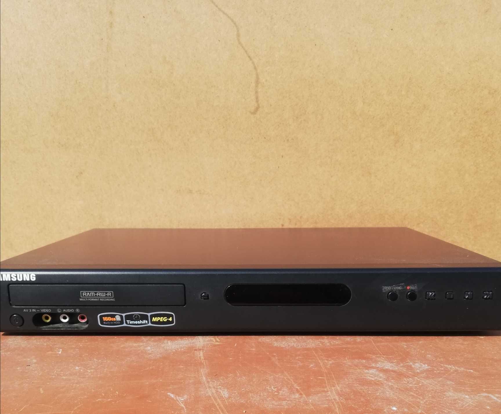 Видео-DVD Recorder Samsung с встроиным жестким диском 160ГБ .