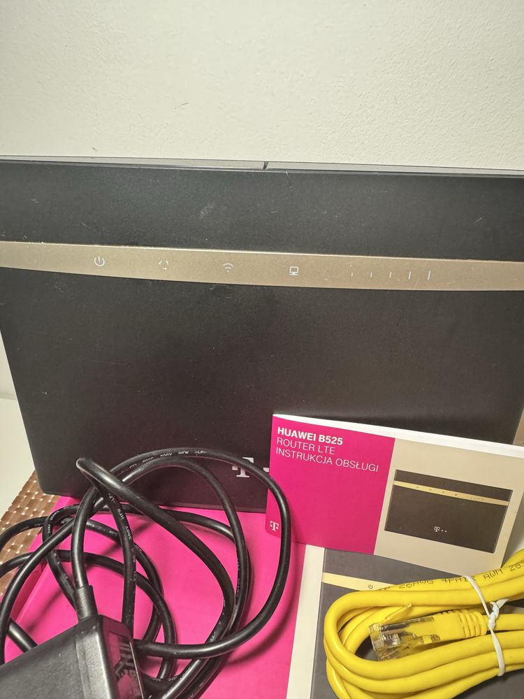 Router T-mobile huawei B525.